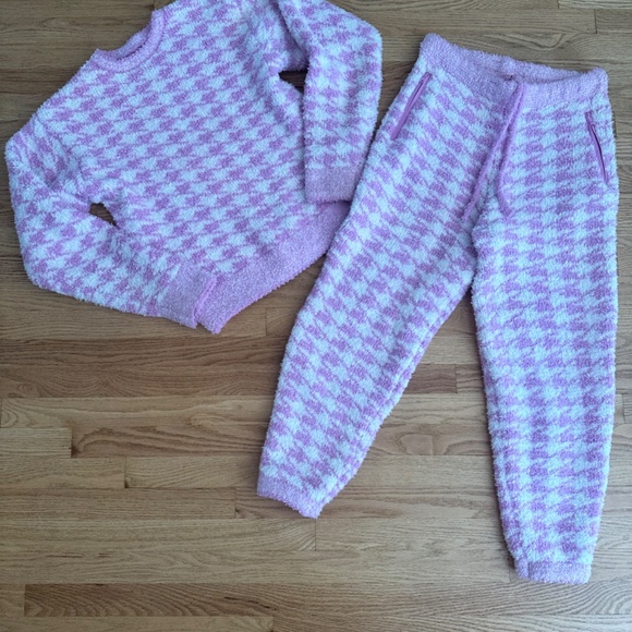 NWOT Skims Matching Pullover and Pants Set Houndstooth Pink S/M - Picture 8 of 11